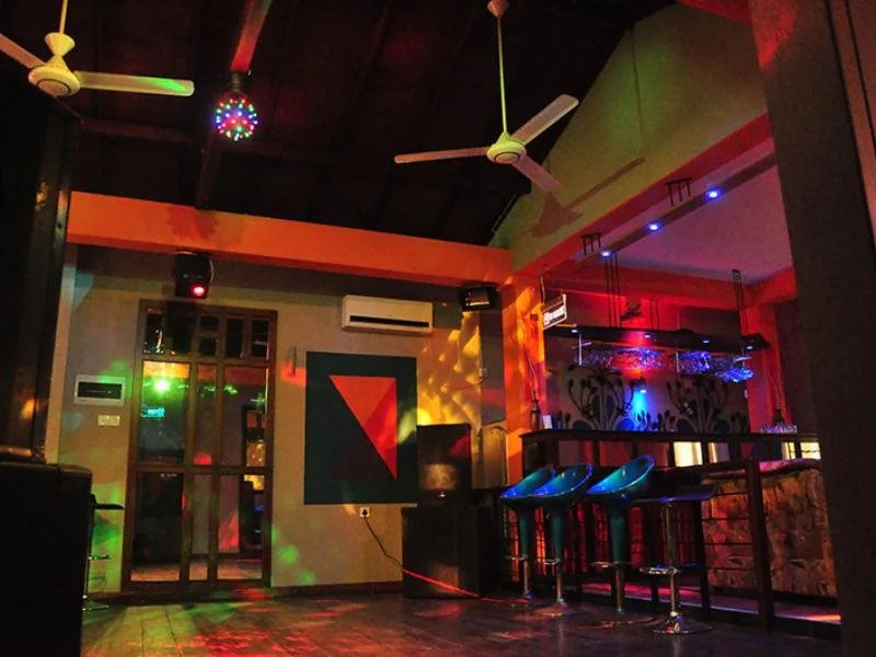 Terrel Hotel - Ampara