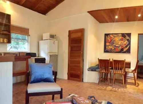 Amandas Place Casita Carinosa - pool and tropical garden
