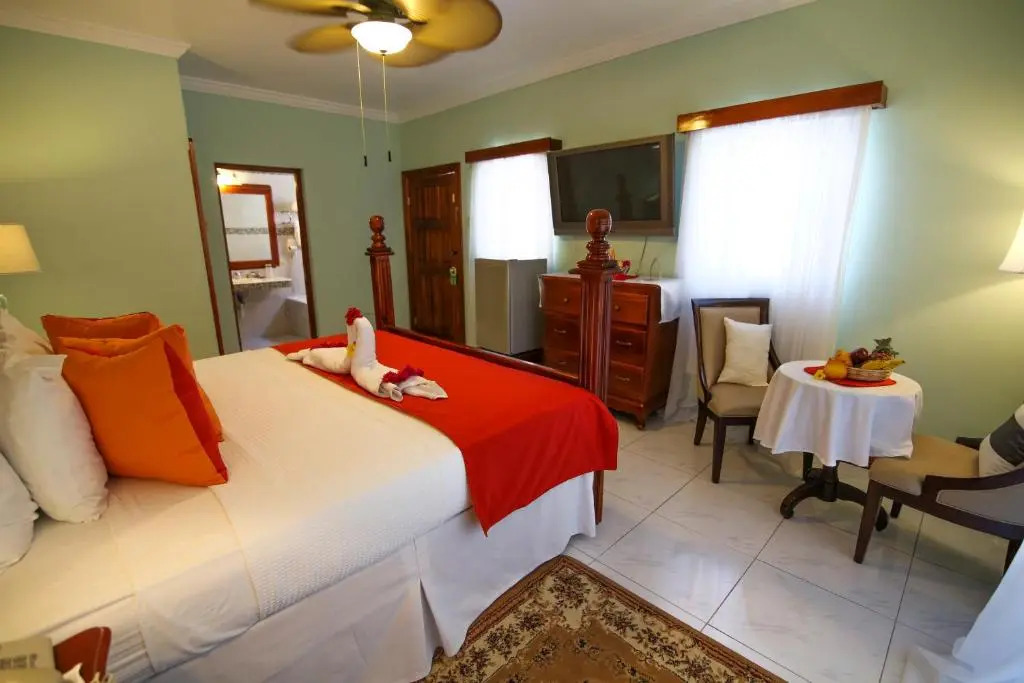 Rayon Hotel