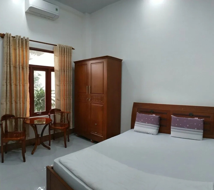 Khách Sạn Nhà Hàng Ngọc Hân