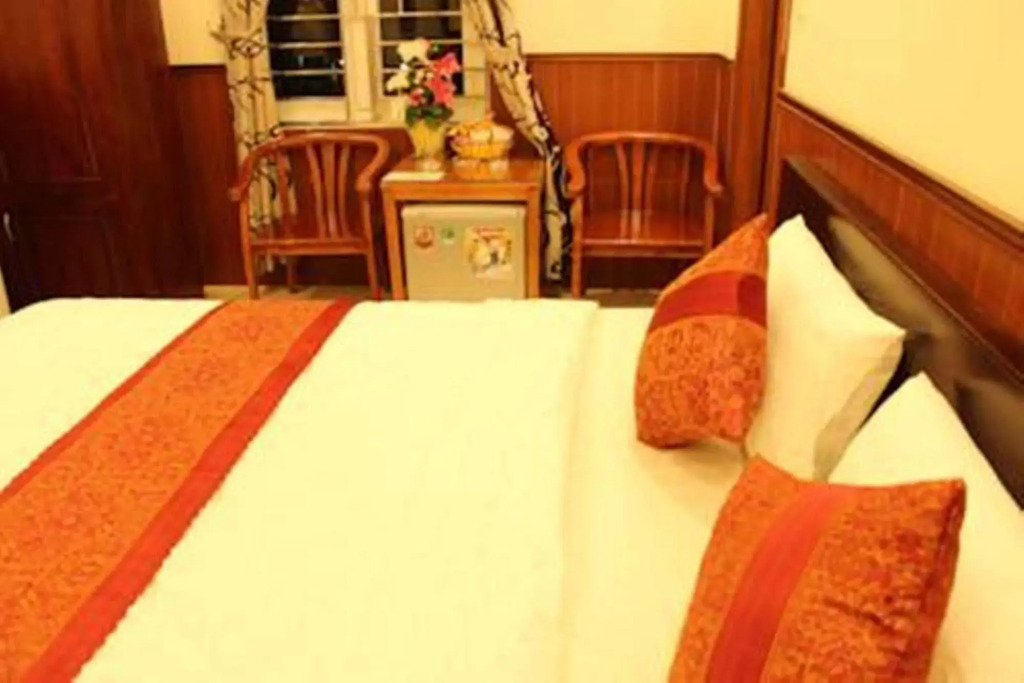 Cau Rong Hotel