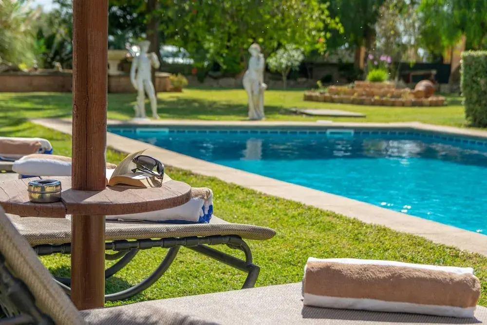 Ca Sa Nina in Inca With 3 Bedrooms and 4 Bathrooms