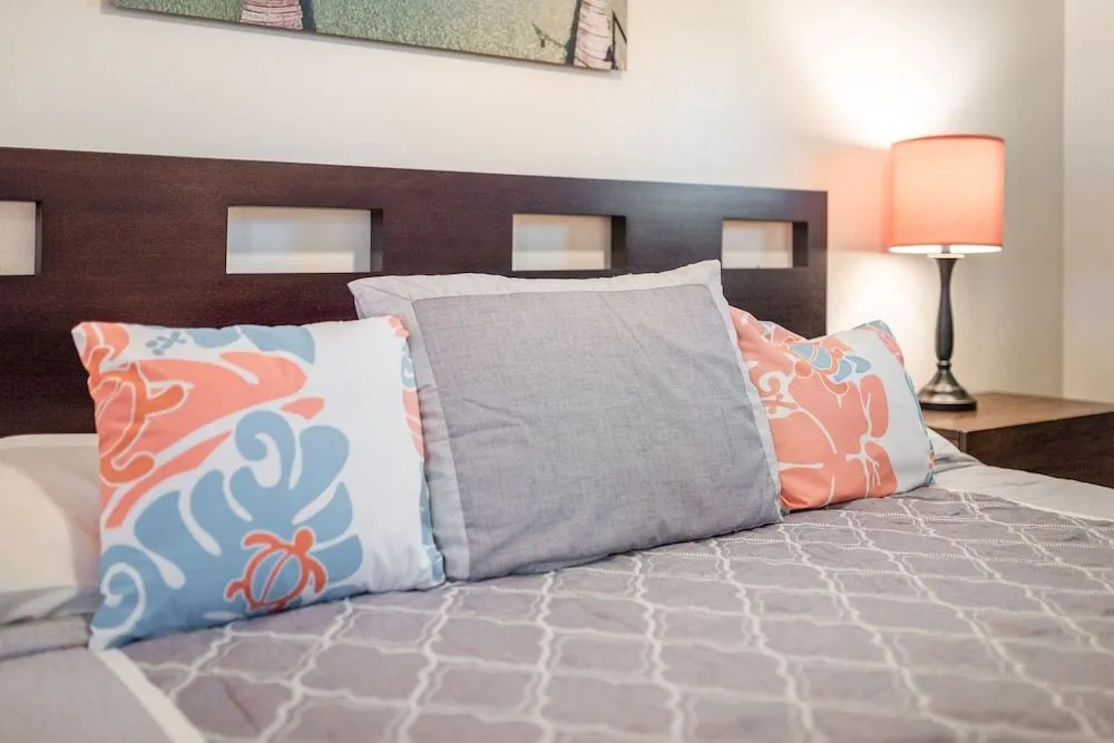 Amazing Luxury Beach Condo Lahaina