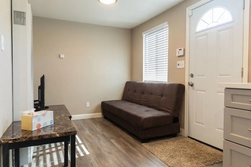 Cozy 1-bedroom in Richmond