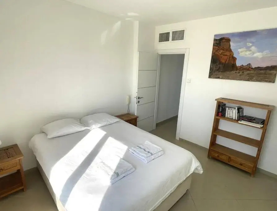 Sunny 3BR Apartment Golf Residence