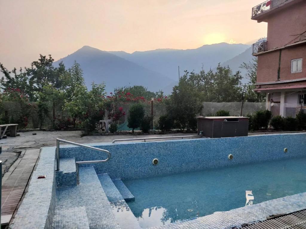 1 BR Cottage in Manali - Naggar Road, by GuestHouser (40A5)