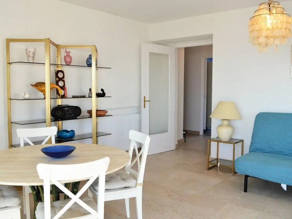 Appartement Le Lavandou, 2 pièces, 4 personnes - FR-1-251-287