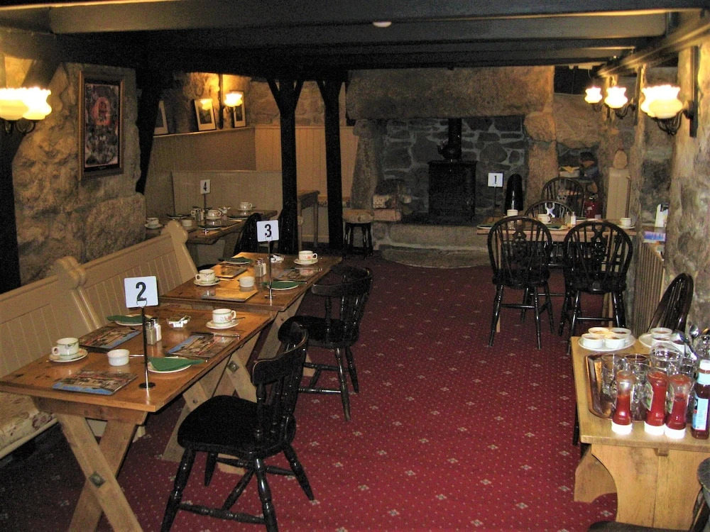 The Fountain Inn