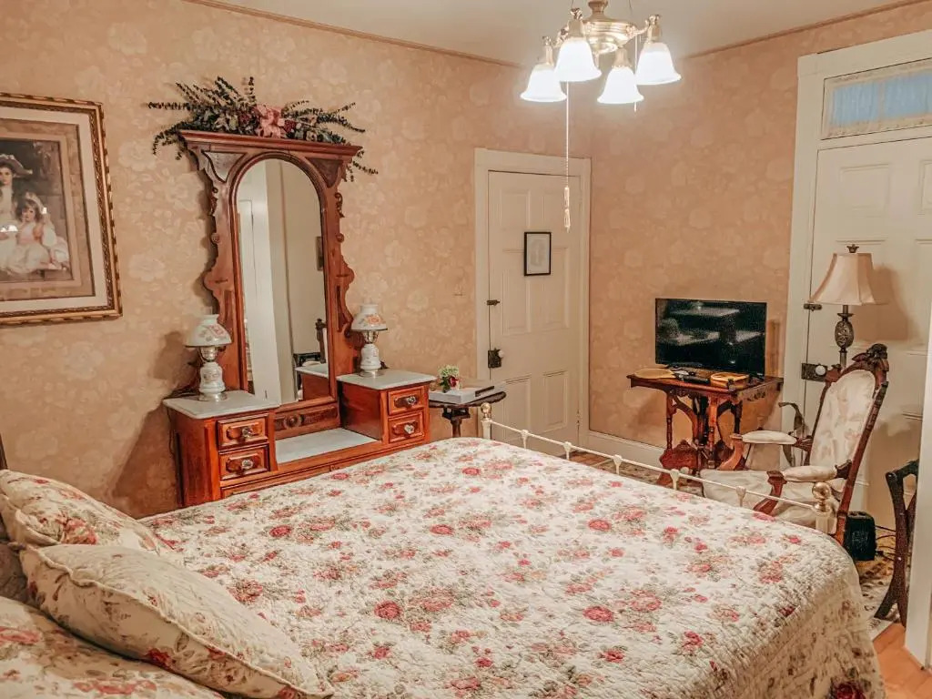 Emig Mansion