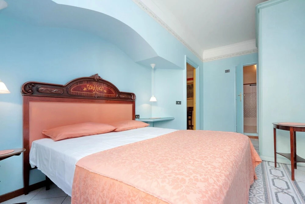 Frattina Halldis Apartments