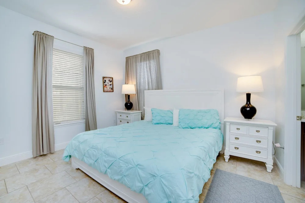 5 Bedroom 5 Bathroom Solterra Resort Luxury Villa