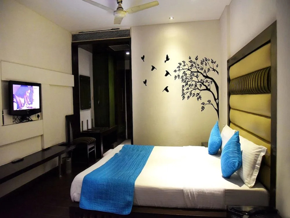 Hotel Landmark - Centre of City Chandigarh