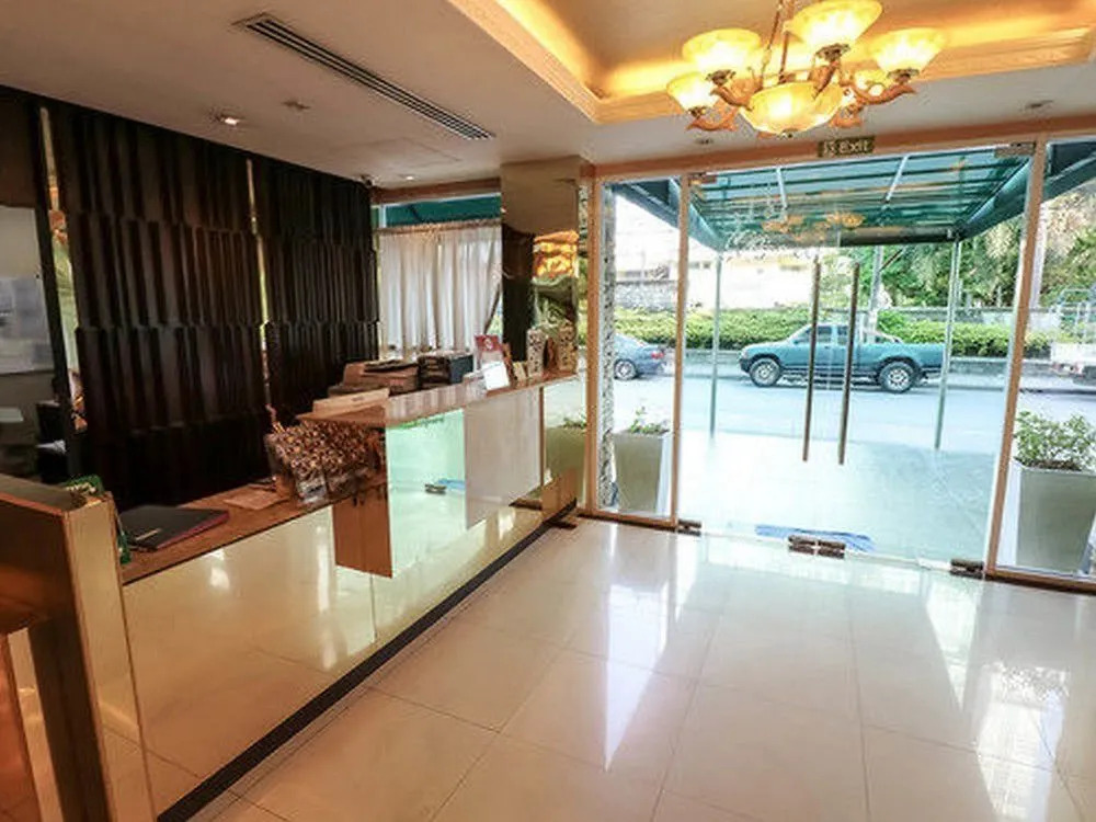 Nida Rooms New Petchburi Perspective at The Green Bells