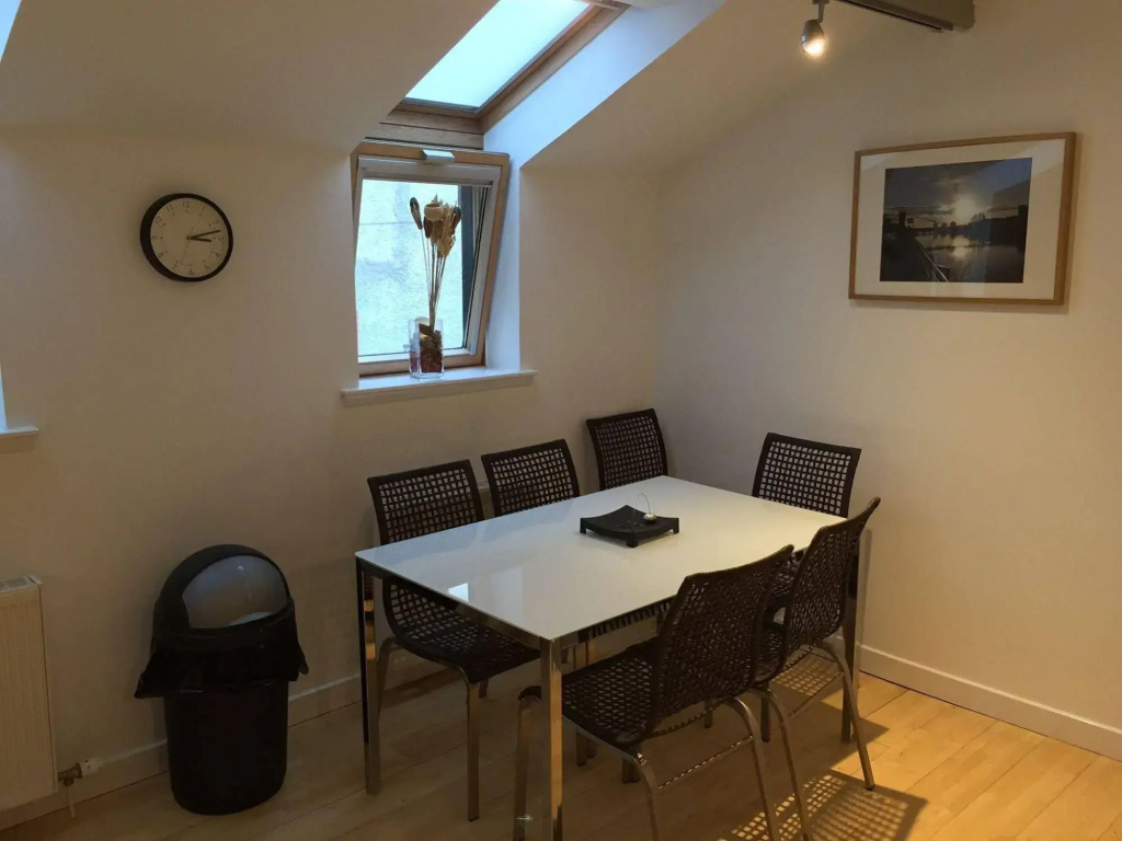 Glasgow Central Skyline Apartment