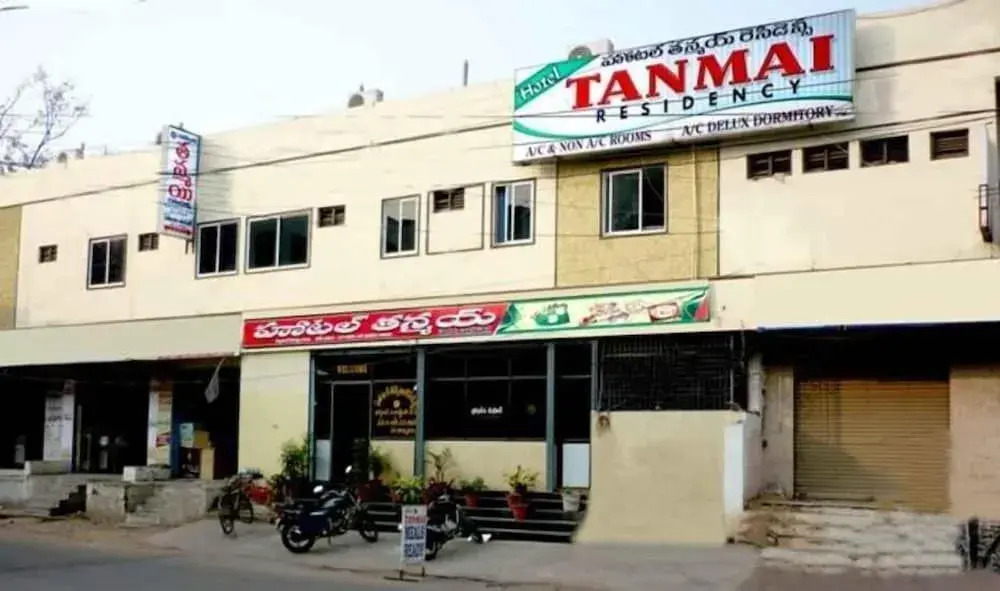 HotelTanmai Residency By Iroomz