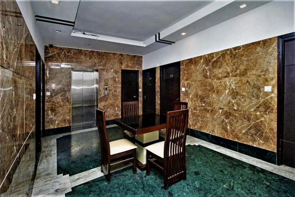 Fabhotel Arihant Inn