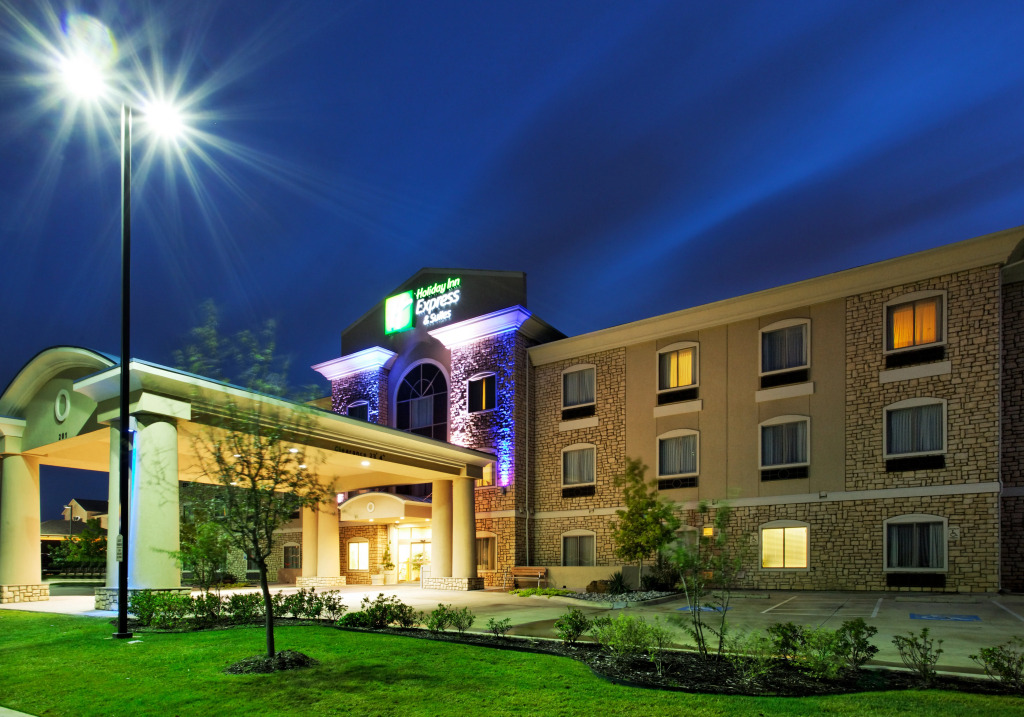 Holiday Inn Express Hotel & Suites Mansfield by IHG