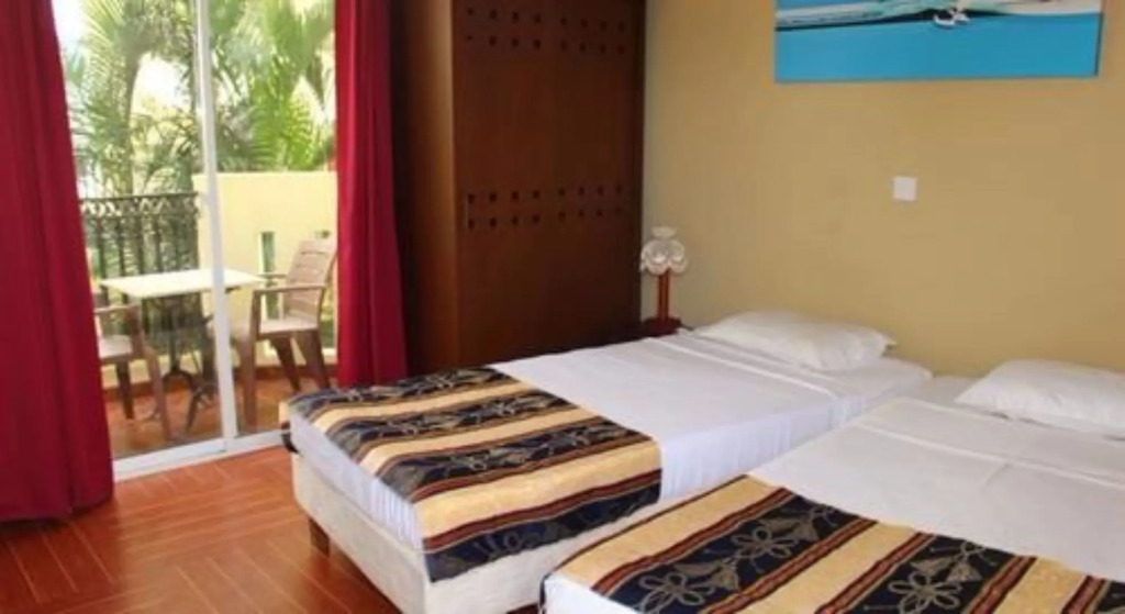 The Ocean Pearl Hotel Negombo
