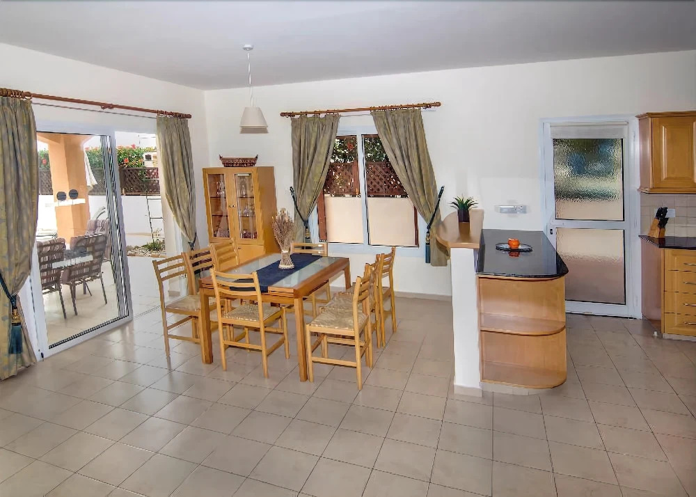 Villa Thea