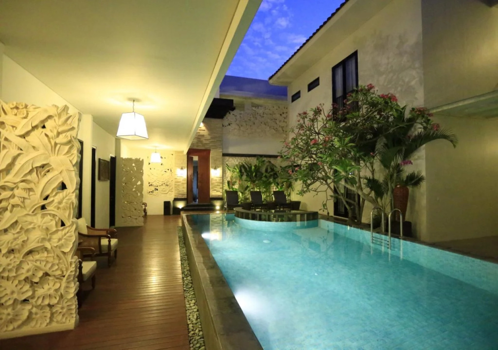 Bali Sunset Villa