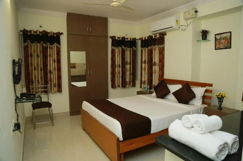 Mann Pasand Inn Feel the Luxury