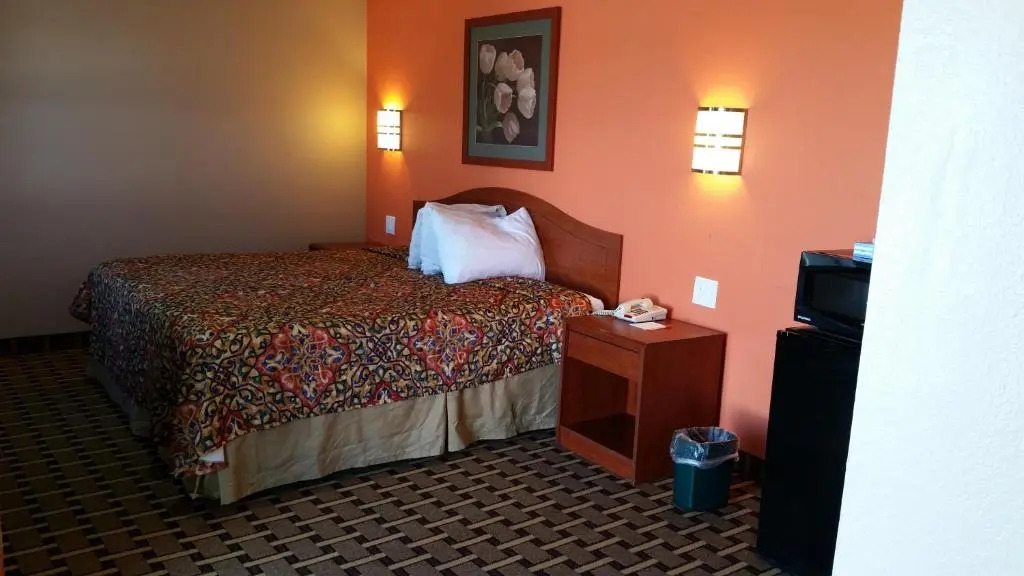 Super 8 by Wyndham Wichita Falls