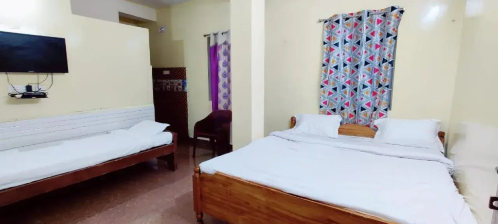 SPOT ON Senapati Inn Khandagiri