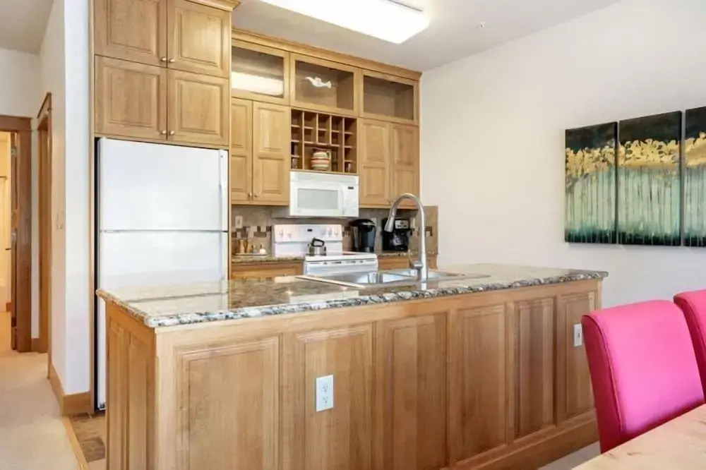 Lakeside Village 3 Bedroom Townhome At The Seasons In Keystone