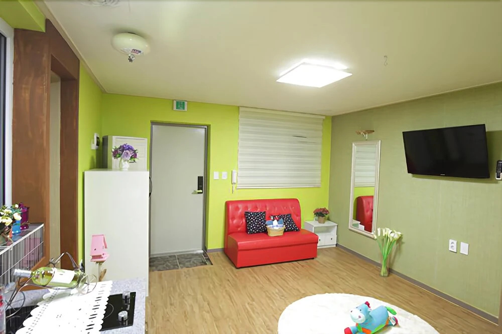Yongin Caribbean Hue Pension