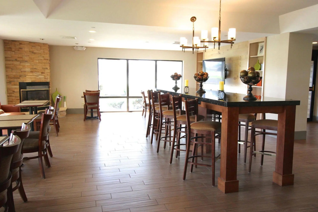 Country Inn & Suites by Radisson, Sandusky South, OH