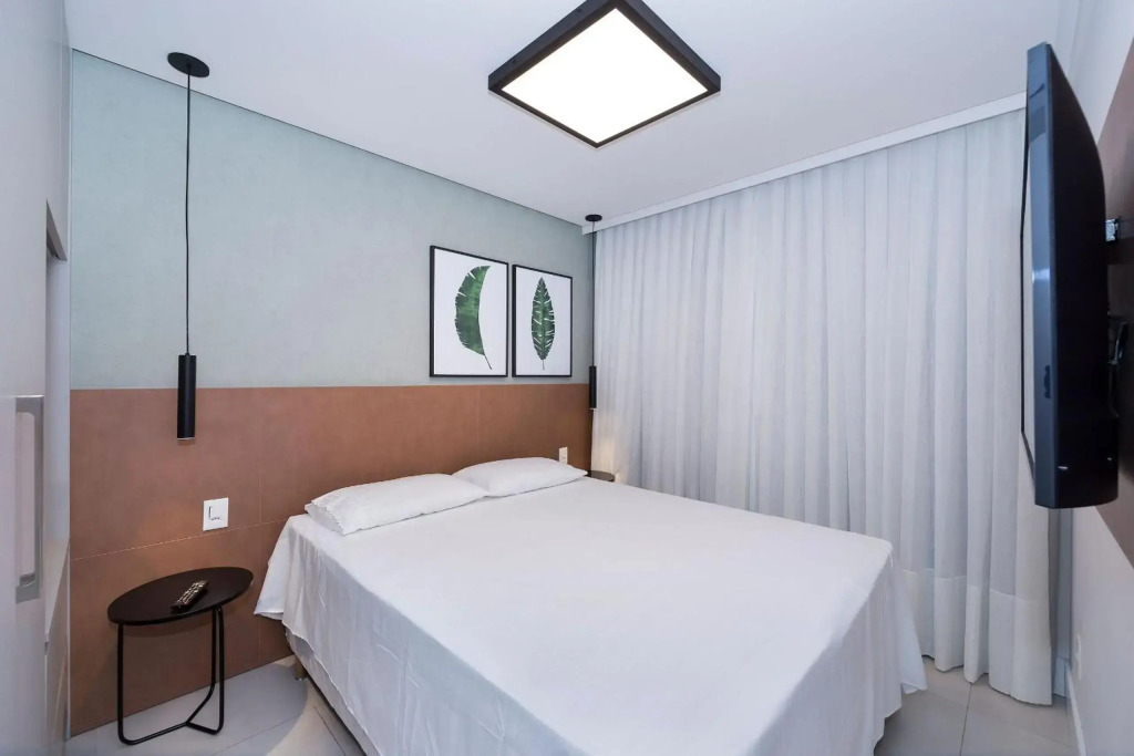Adra 301 - Apartamento no centro de Bombinhas - Rooftop com piscina e academia - À poucos metros da praia
