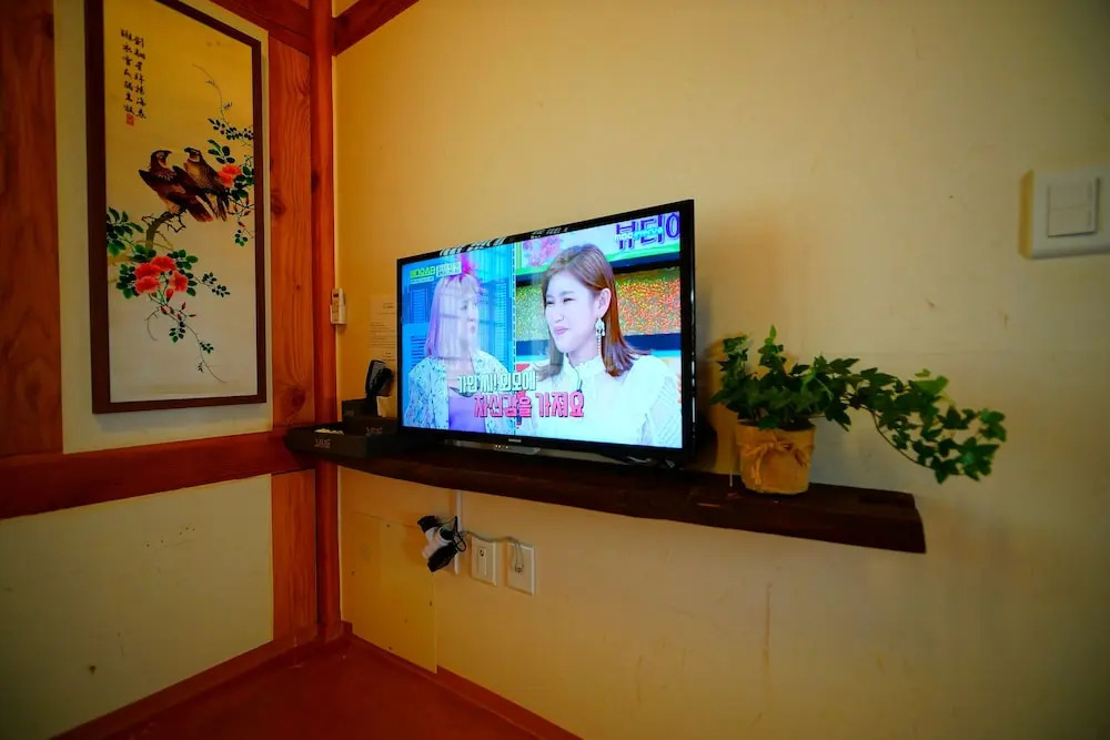 Norijam Hanok Traditional House Two