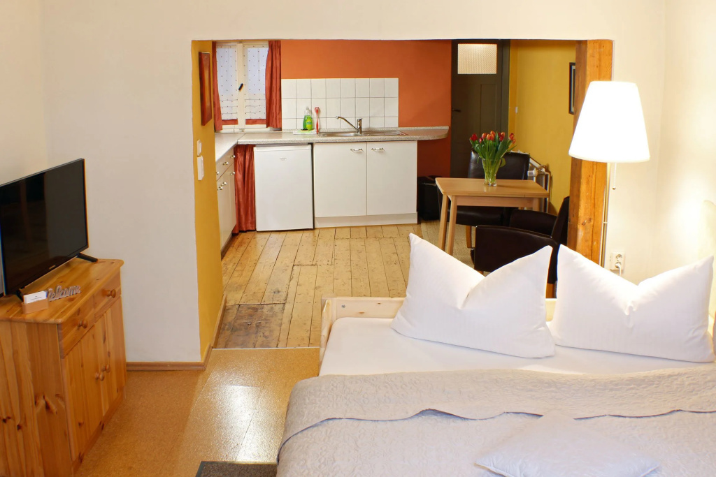Ferienwohnung Im Damm - private ruhige Terrasse, Parkplatz