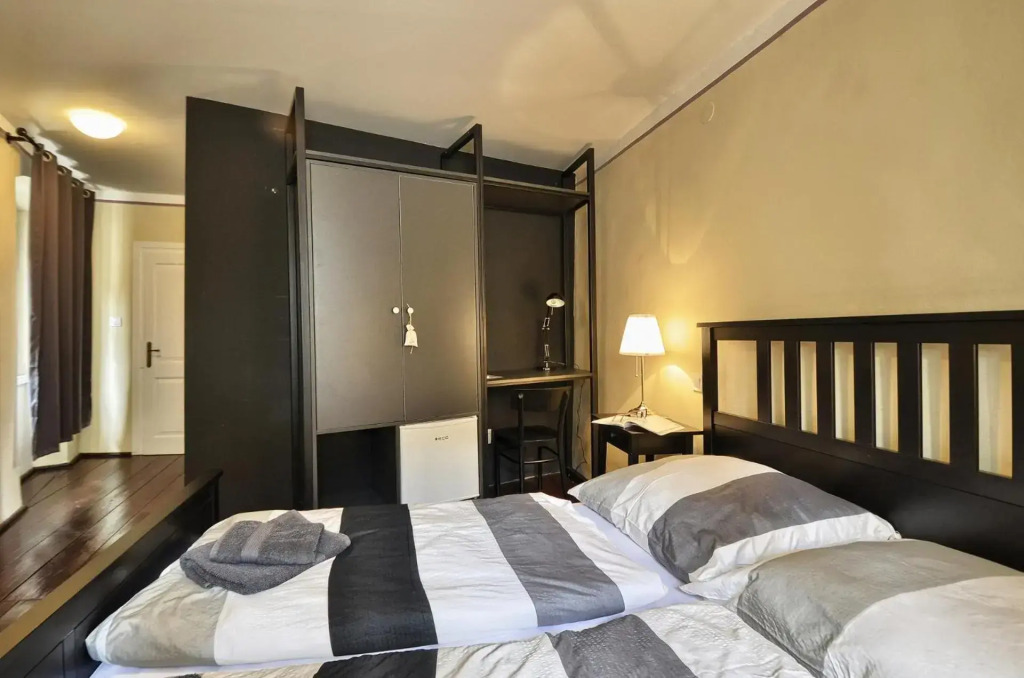 Room Zimmer Portarol