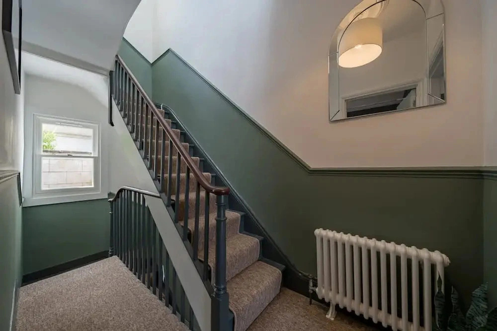 Clifton 4BR - Cinema Room Sleeps 8 - Hen Stag Dos