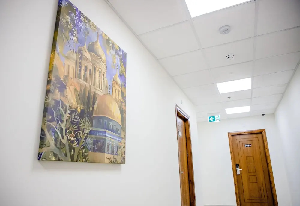 Al-Istiklal Suites
