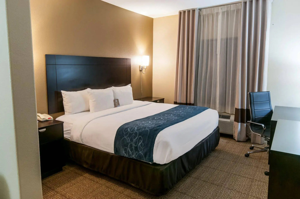 Spark By Hilton Houston Hobby Airport