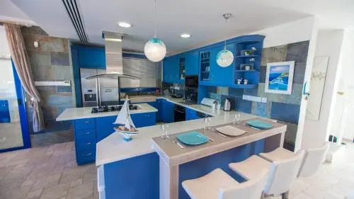 Oceanview Luxury Villa 203