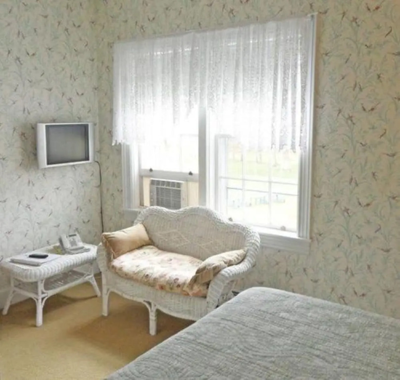 Hillsdale House Inn