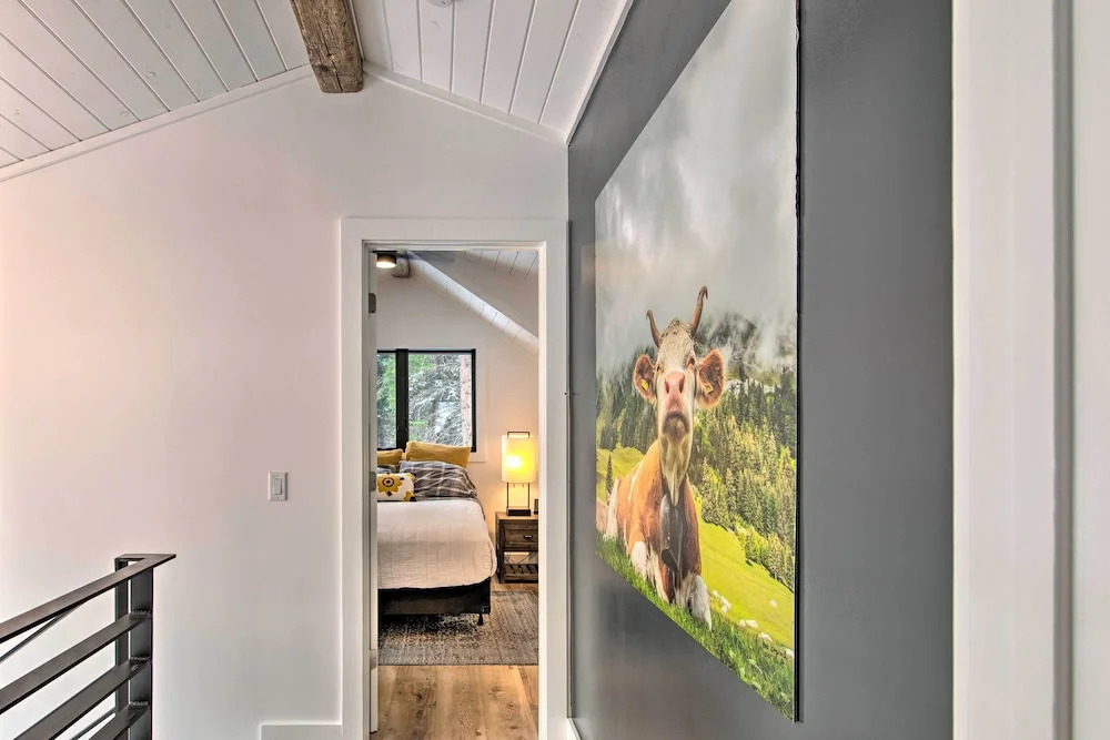 Modern Riverfront Home: 6 Mi to Big Sky Town!