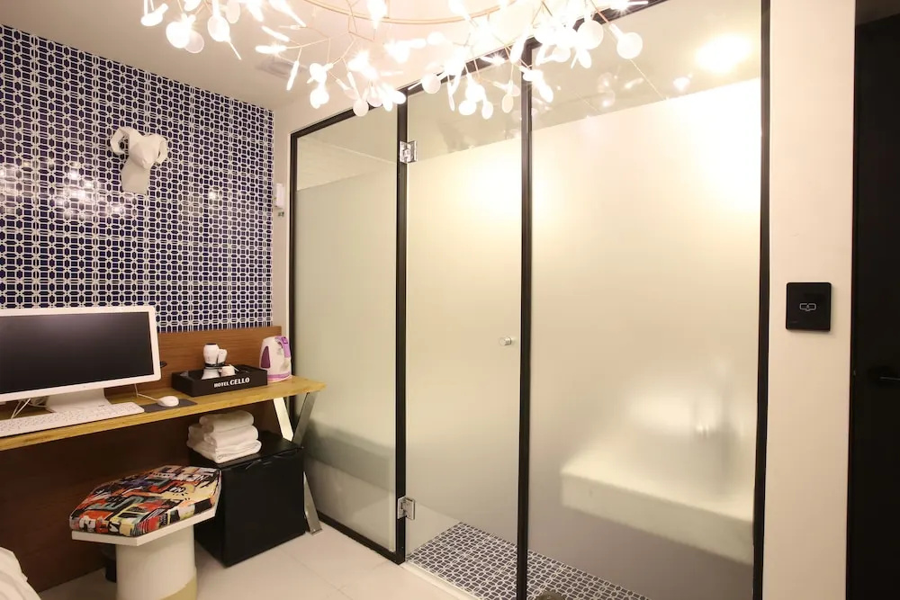 Hotel Cello Guri