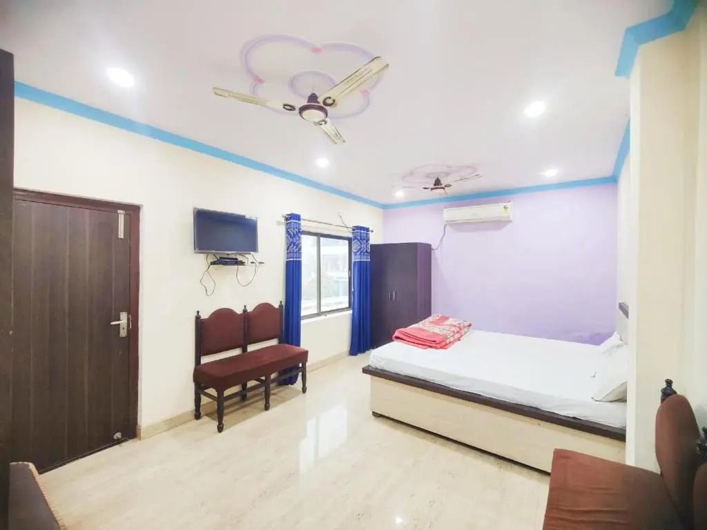 Shiv ganga guest house