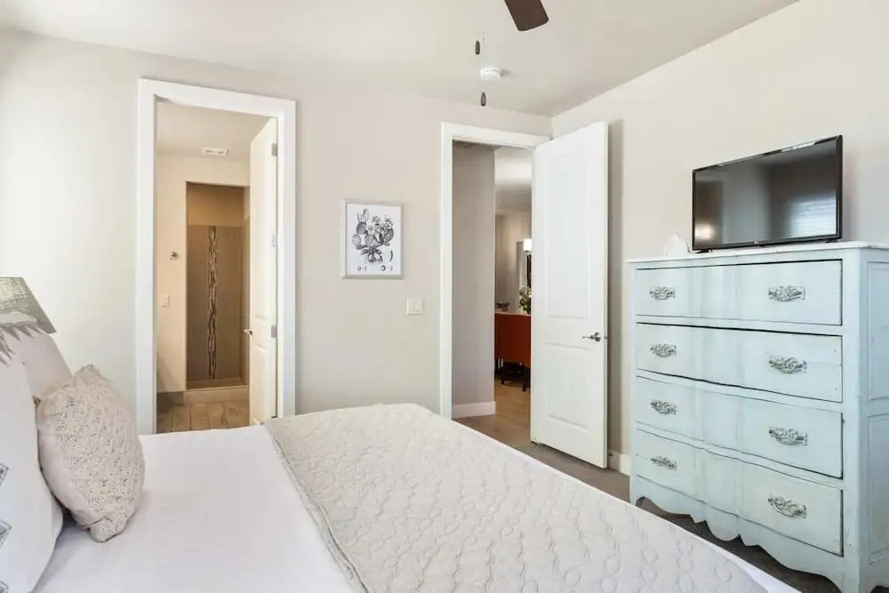Hidden Treasure #15 6 Bedroom Home