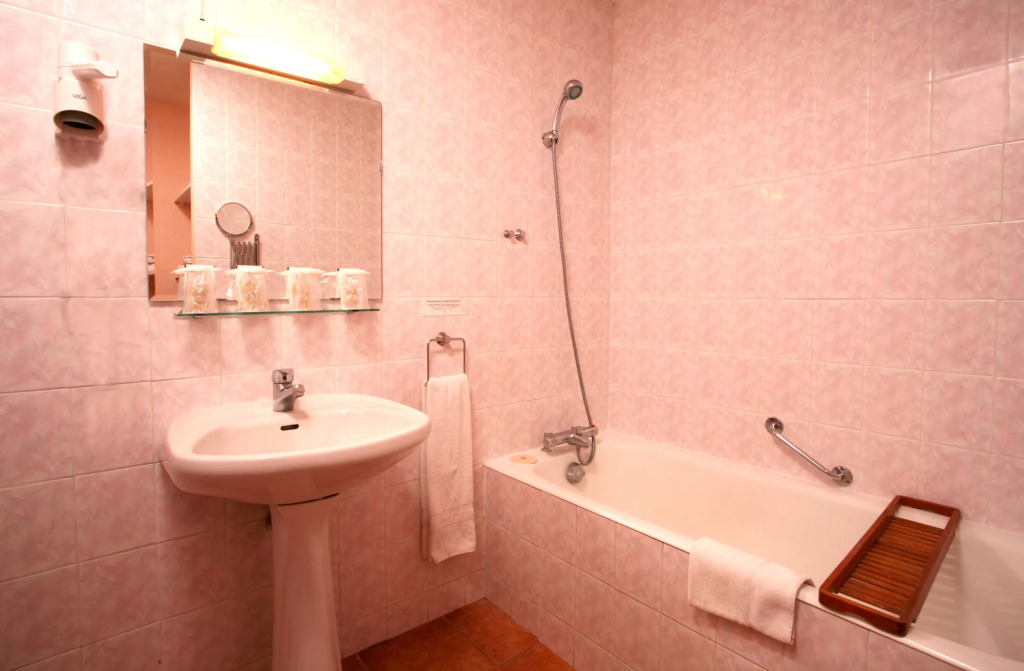 Hostellerie De La Source