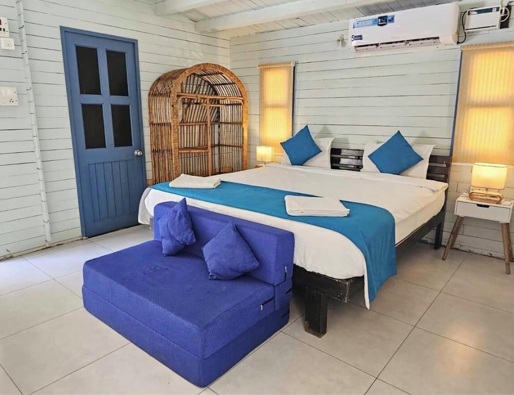 Hotel Moana Cottage Goa Near Beach