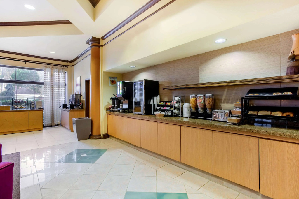 La Quinta by Wyndham Raleigh Crabtree