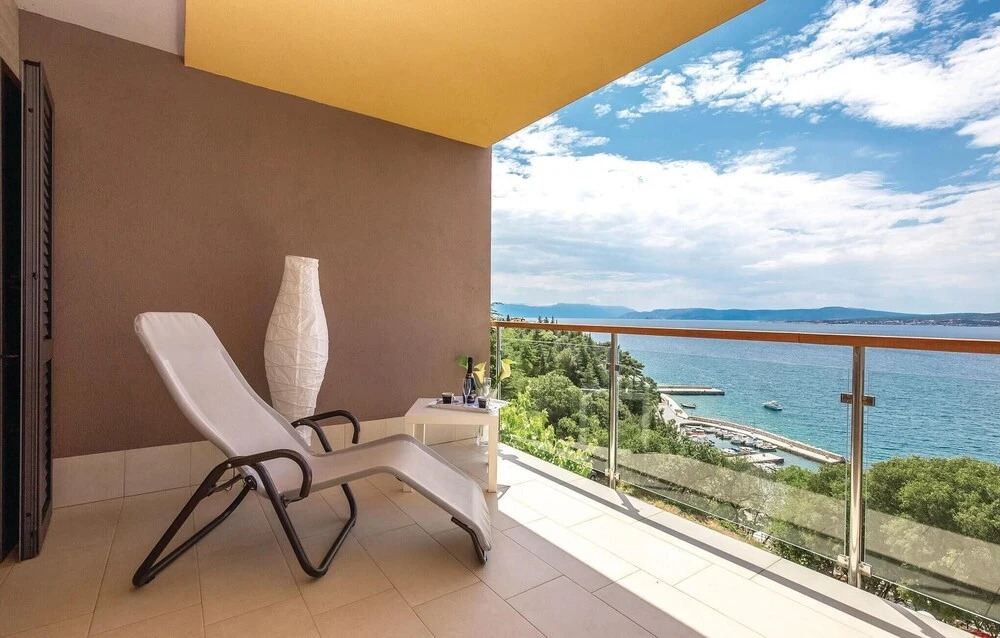 Awesome Home in Crikvenica With Wifi and 2 Bedrooms
