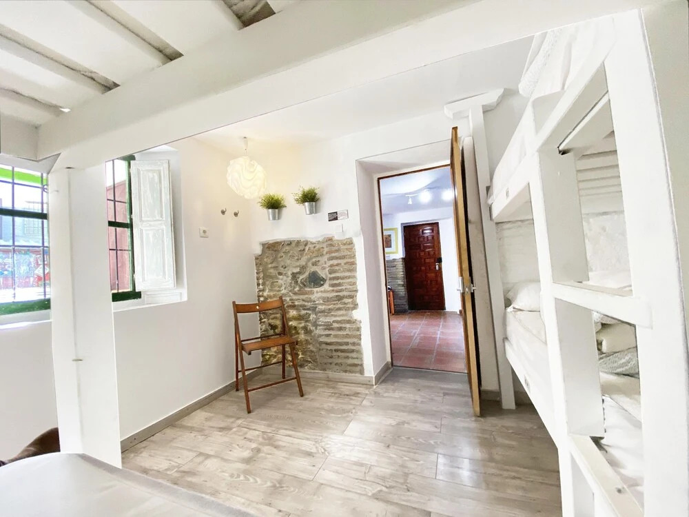 Makuto Guesthouse Hostel