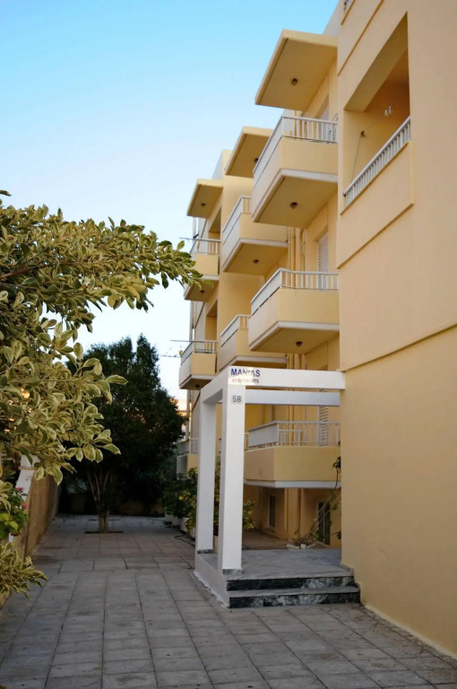 Manias Apartments