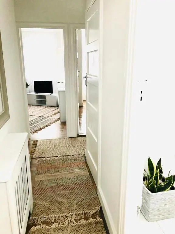 Super location 1min from metro 10min from Camden